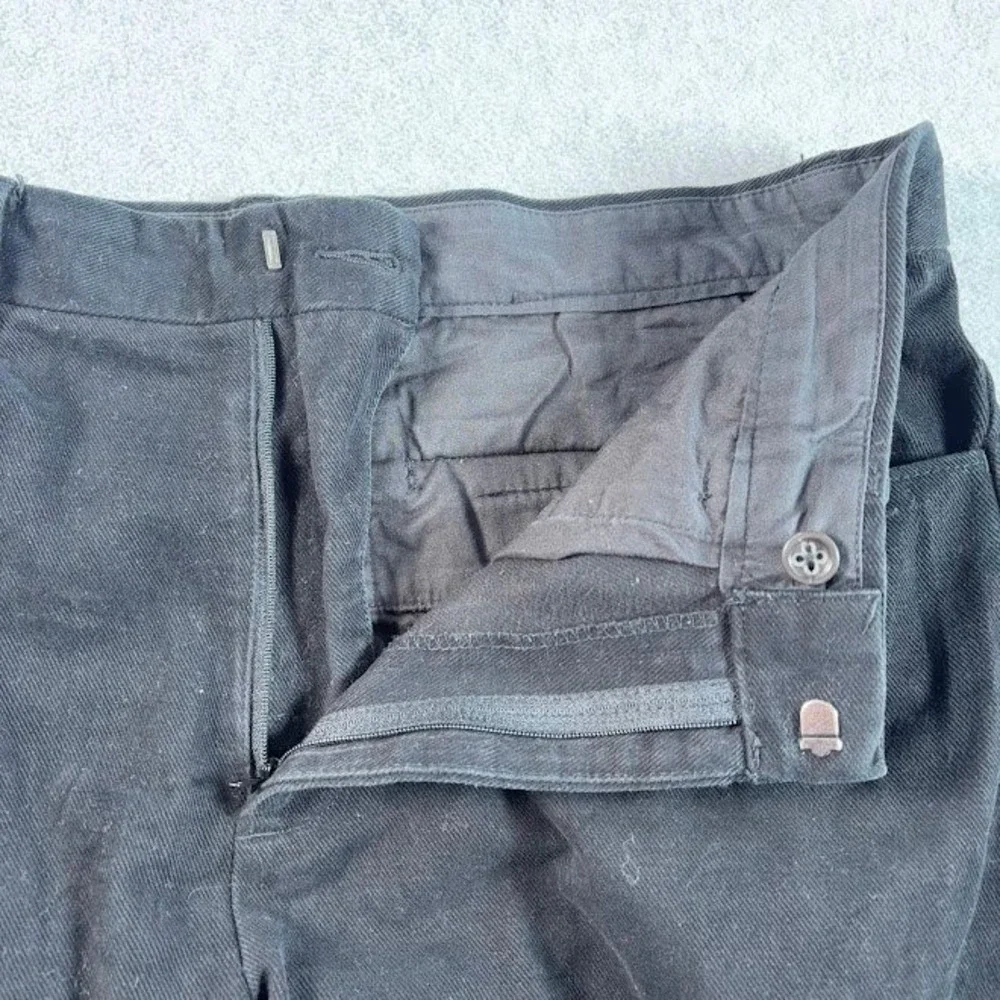 Banana Republic corduroy Pants Mens 36L Black Solid Straight Leg Cotton